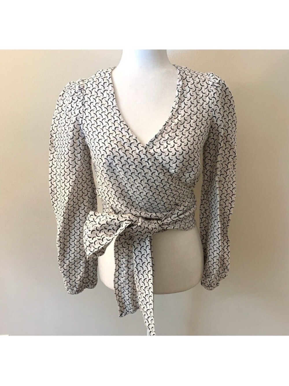 Billabong x Sincerely Jules Linen viscose Wrap Top collaboration